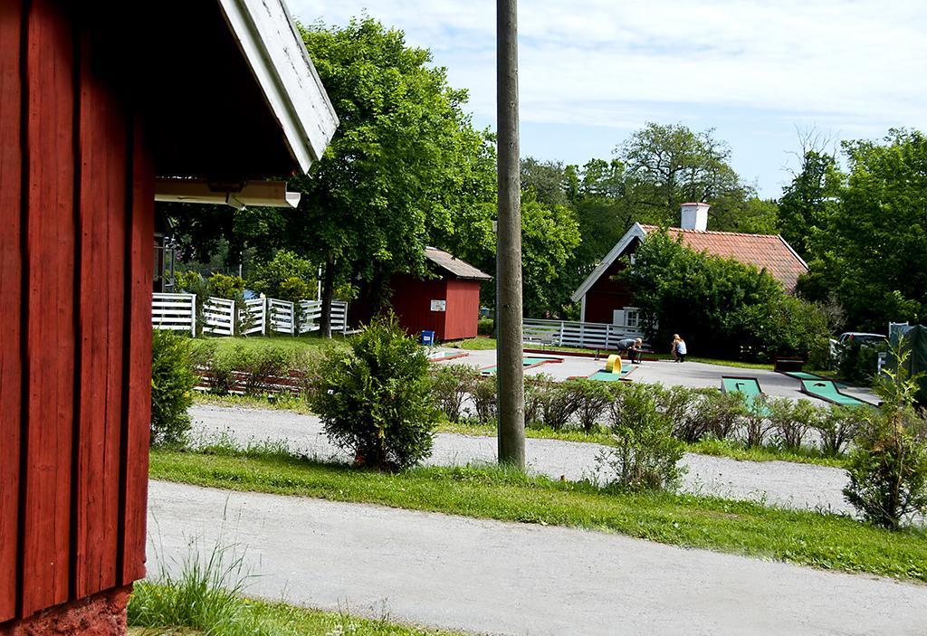 Roesjoebaden Camping & Stugby Sollentuna Bagian luar foto