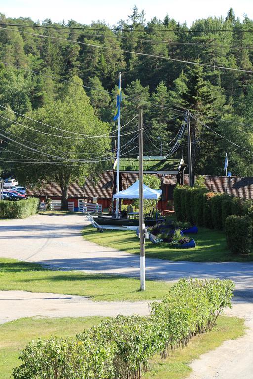 Roesjoebaden Camping & Stugby Sollentuna Bagian luar foto