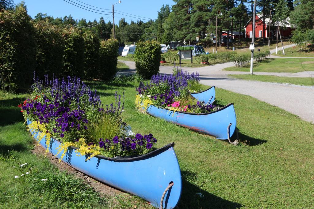 Roesjoebaden Camping & Stugby Sollentuna Bagian luar foto
